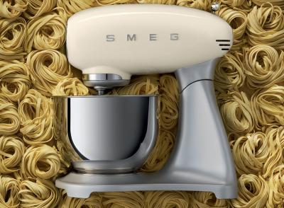 SMEG SMF02CREU